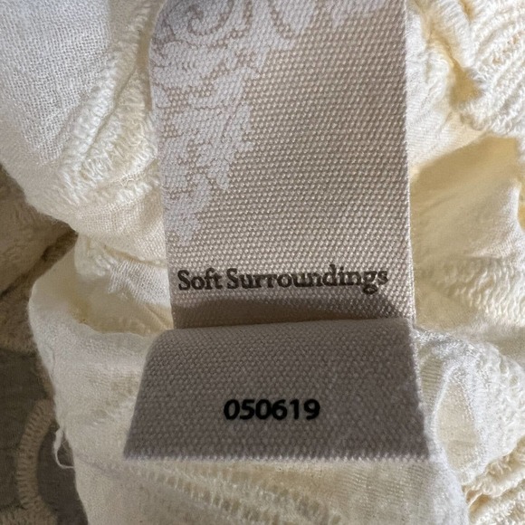 Soft Surroundings Romantique Tunic Crochet Bell Sleeve Aged Yellow Lace Top M - Picture 8 of 8